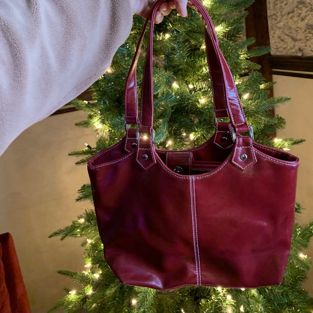 Red/burgandy-ish bag